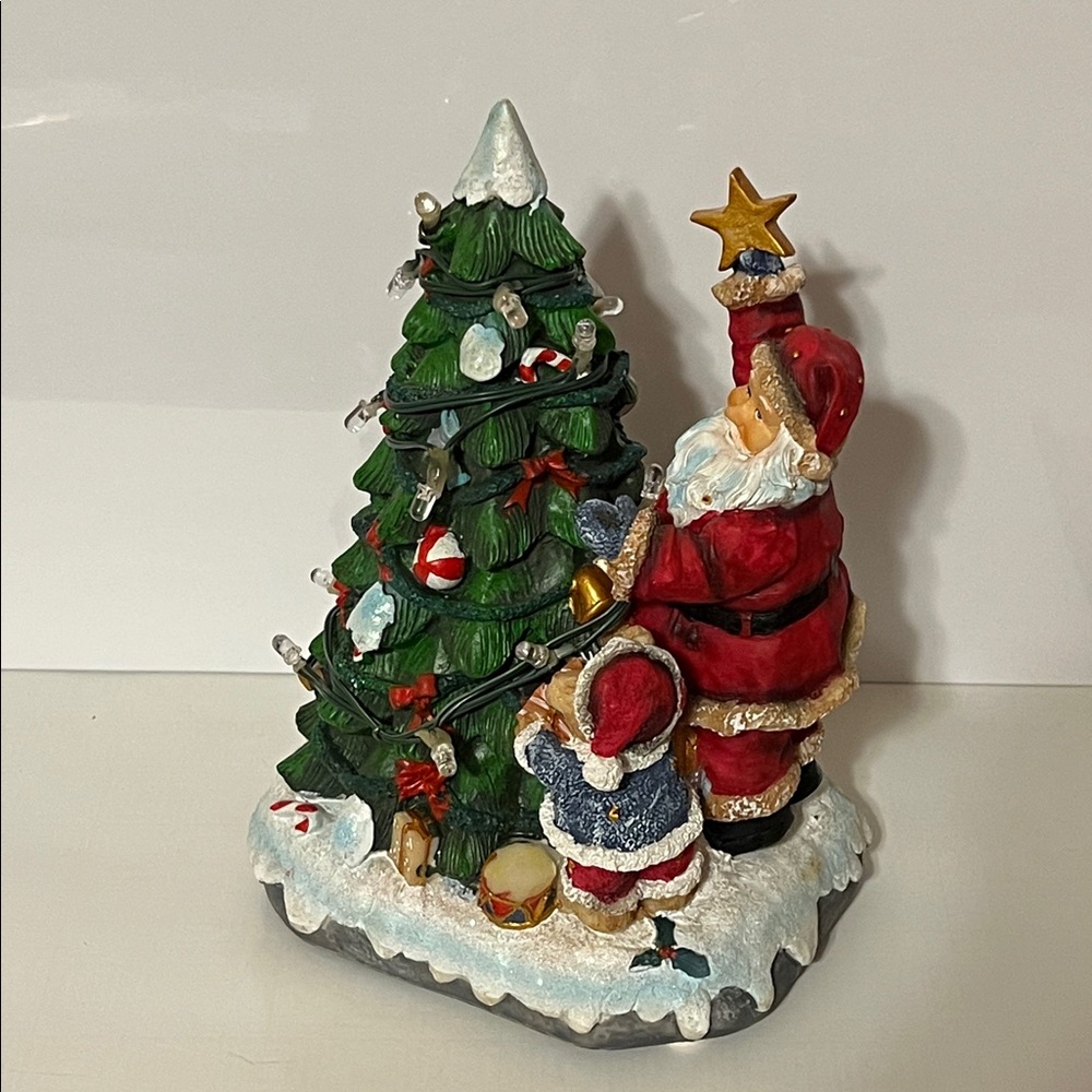 Vintage Holiday Musical LED Christmas Tree Figurine. Eight holiday songs. NWOT - Picture 11 of 14